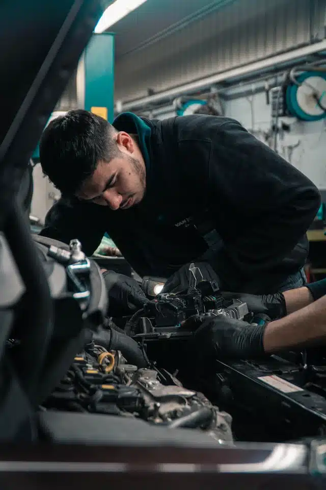 How To Find A Good Mechanic? Essential Tips for Vehicle Care