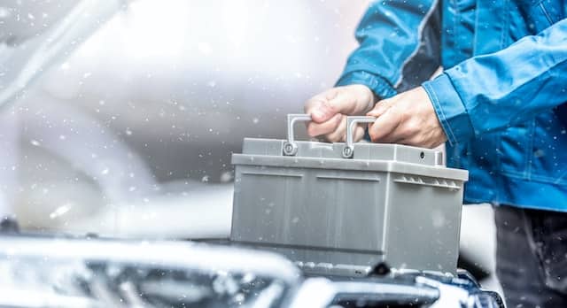 can a car battery die without warning