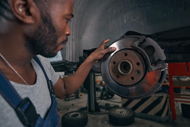 brake pads and rotors replacement