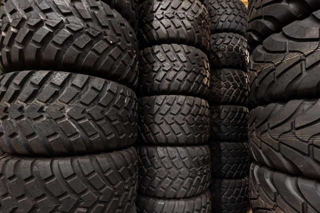 Why Do New Car Tires Wear Out So Fast? Unveiling the Truth