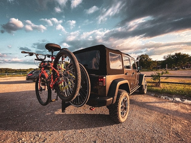 do bike racks damage your car