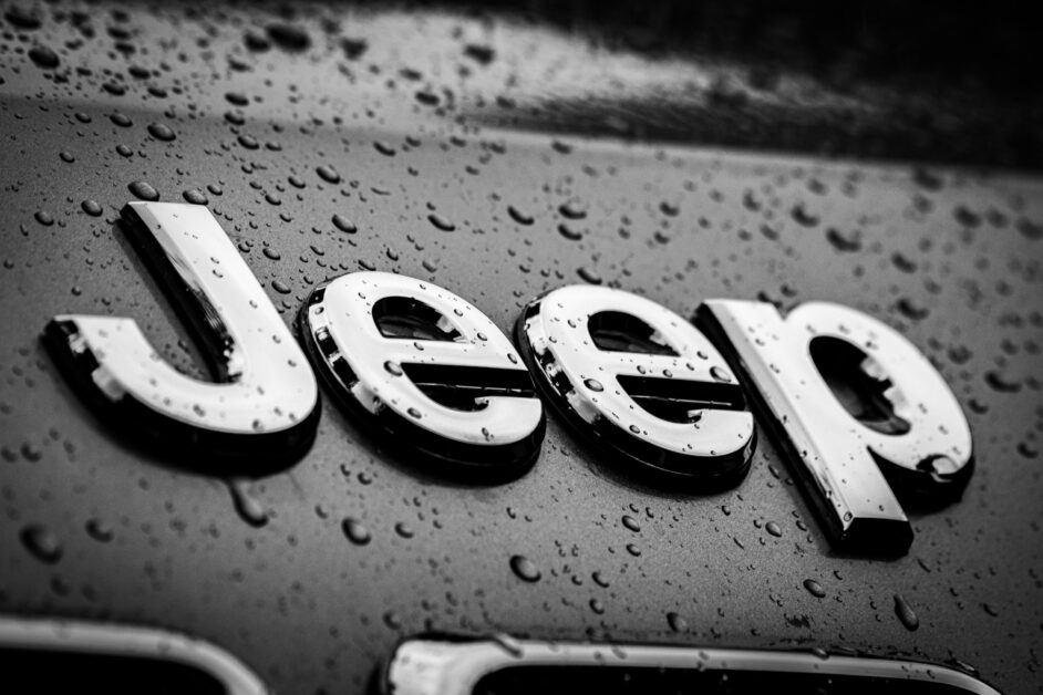 The-Recon-Will-Be-Jeep's-New-Defender'-A-Modern-Electric-Off-Roader