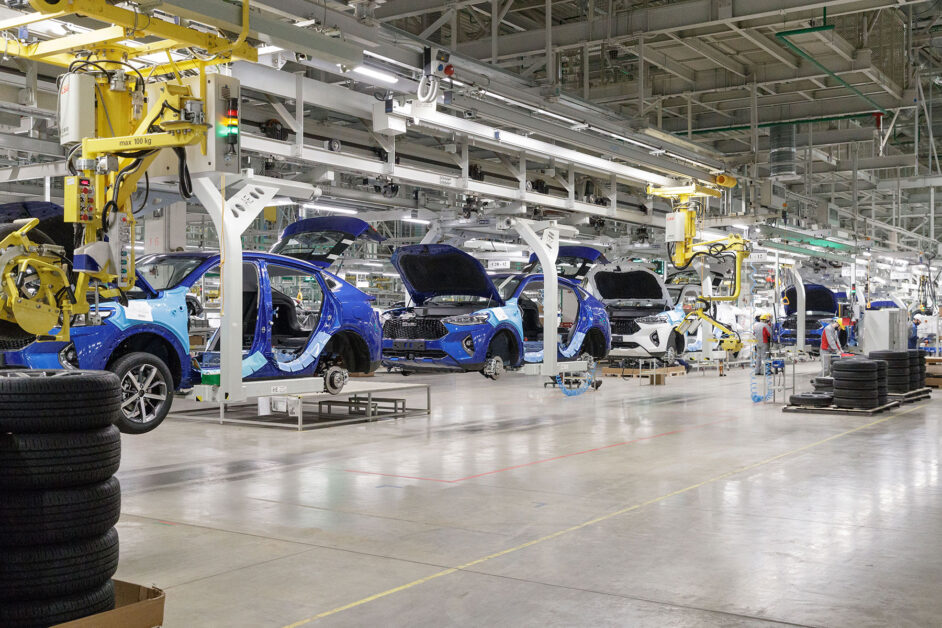 automakers-can-shut-off-connected-car-features
